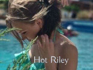 Hot_Riley